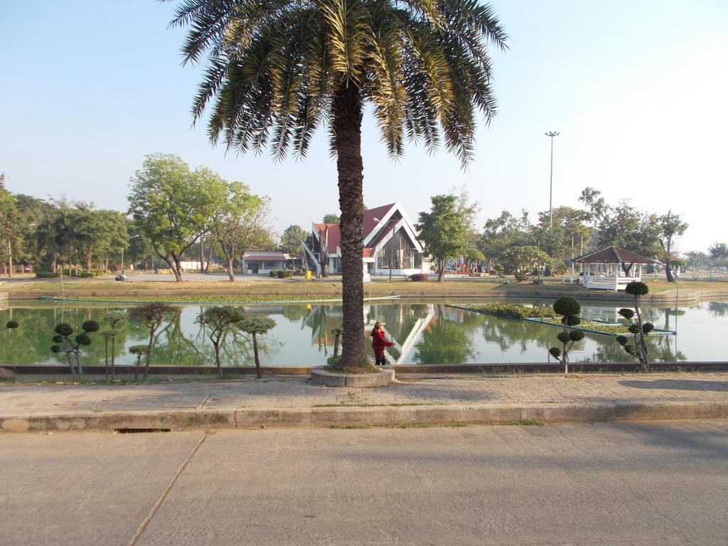 Hotel A.P.Garden à Kalasin Extérieur photo